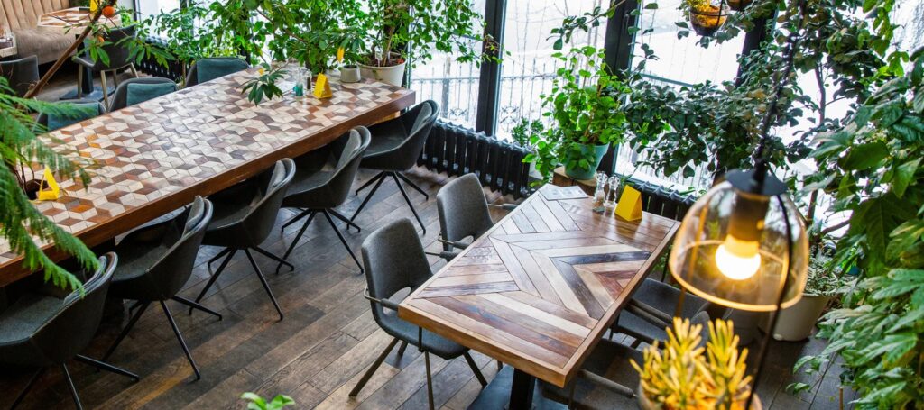 Premium cafe and restaurant furniture manufactured in Delhi